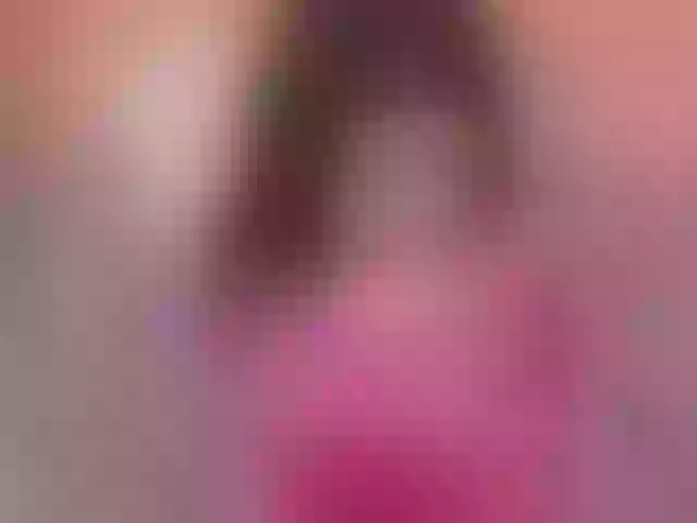 Live sex webcam photo for curvybrunnett #291931027