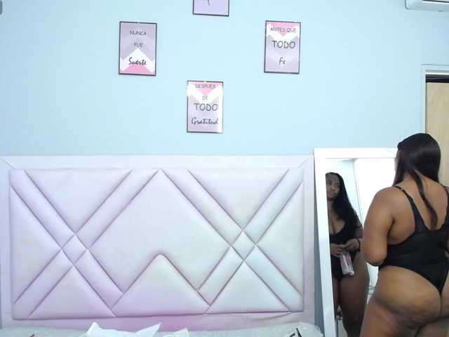 Live sex webcam photo for curvymommyy #277442398