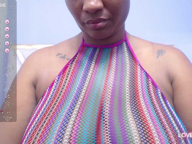 Live sex webcam photo for curvymommyy #278082771