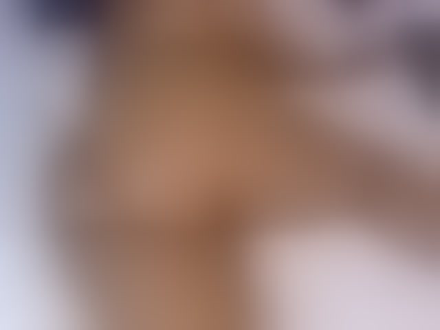 Live sex webcam photo for curvynaomhy #294317258