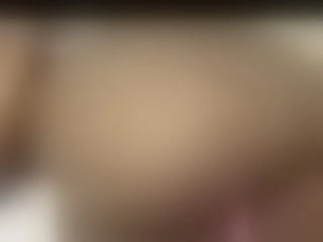 Live sex webcam photo for curvypetite001 #293942821