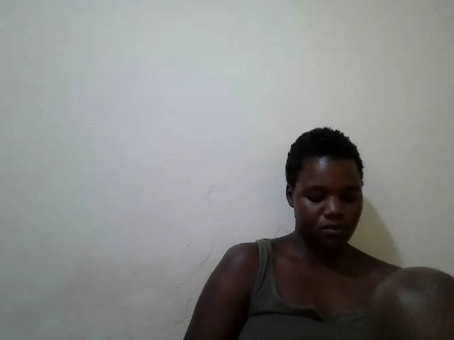 Live sex webcam photo for cute-heaven #291720395
