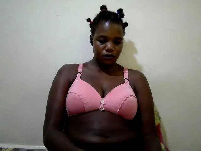 Live sex webcam photo for cute-heaven #292317611