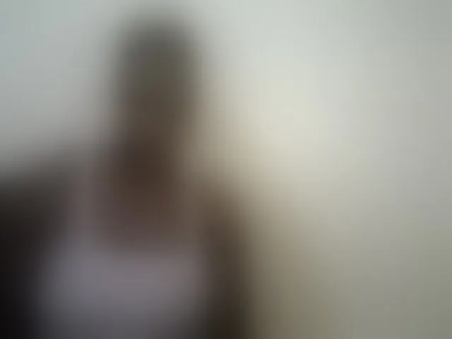 Live sex webcam photo for cute-heaven #292604370