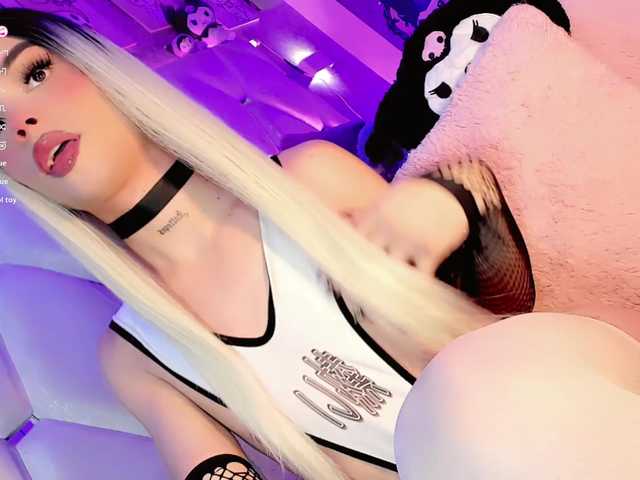 Live sex webcam photo for cute-lexxa #290303621