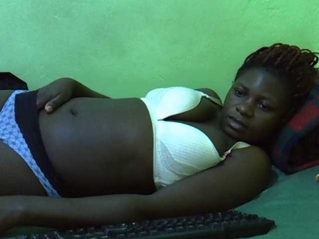 Live sex webcam photo for cute-liz #291660690