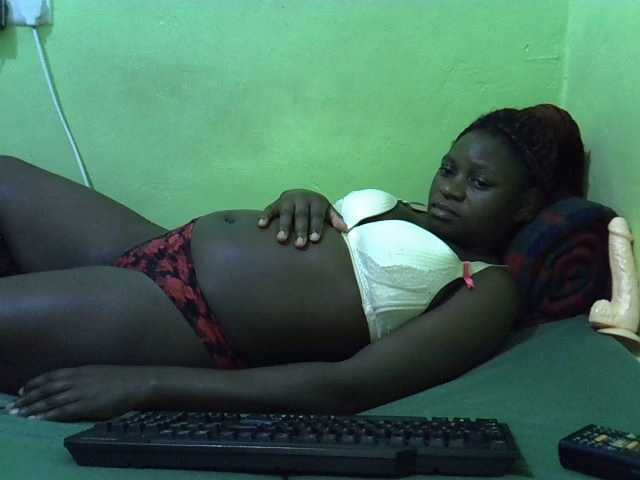 Live sex webcam photo for cute-liz #291664023