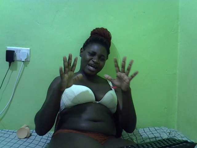 Live sex webcam photo for cute-liz #291708670