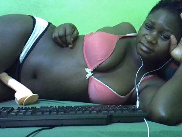 Live sex webcam photo for cute-liz #291736115