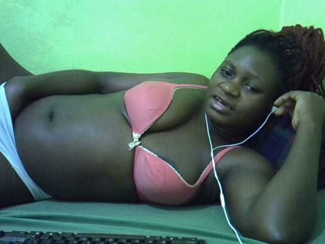 Live sex webcam photo for cute-liz #291739434