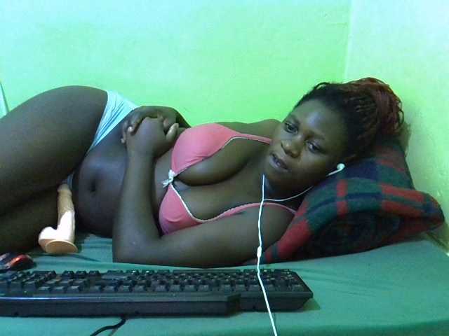 Live sex webcam photo for cute-liz #291742436