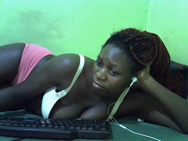 Live sex webcam photo for cute-liz #291767403