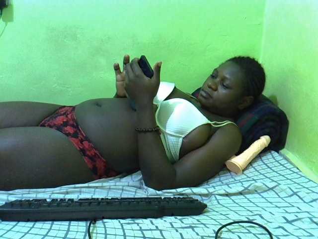 Live sex webcam photo for cute-liz #291848344