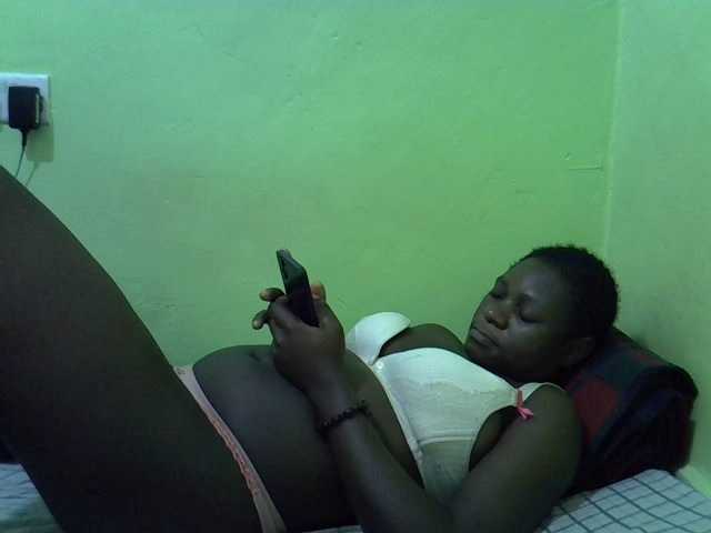 Live sex webcam photo for cute-liz #291878415