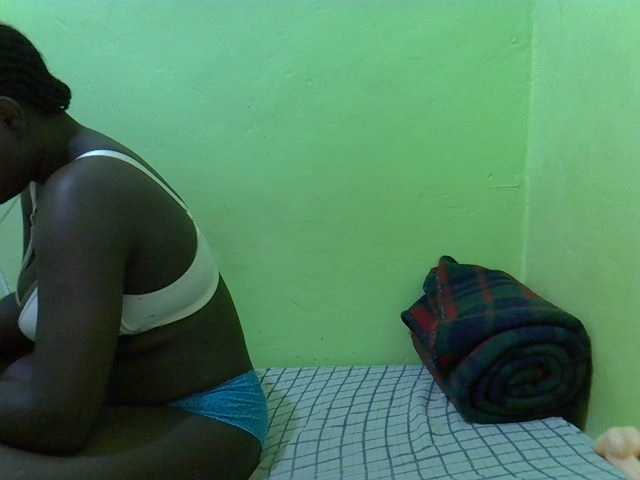 Live sex webcam photo for cute-liz #291892774