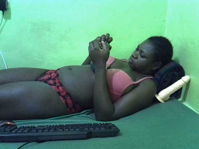 Live sex webcam photo for cute-liz #291898090