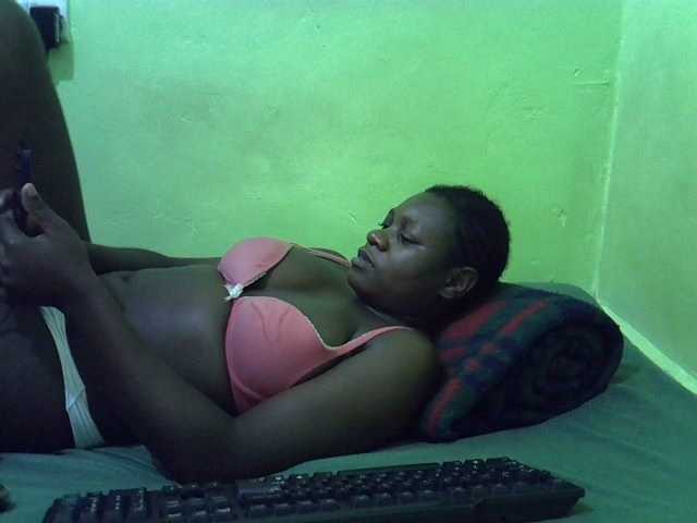 Live sex webcam photo for cute-liz #291909025