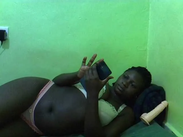 Live sex webcam photo for cute-liz #292077705