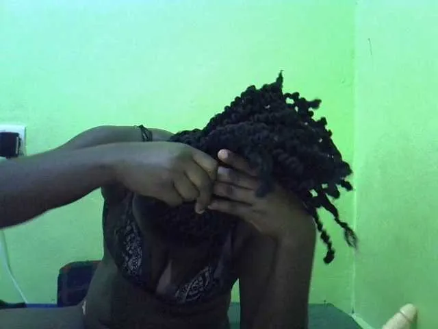 Live sex webcam photo for cute-liz #292152003