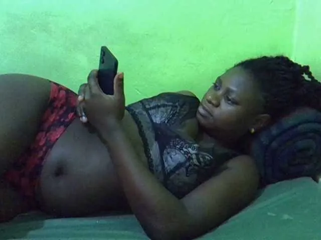 Live sex webcam photo for cute-liz #292172432