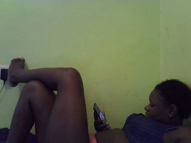 Live sex webcam photo for cute-liz #292328497