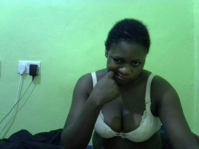 Live sex webcam photo for cute-liz #292347138