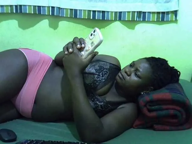 Live sex webcam photo for cute-liz #292930844