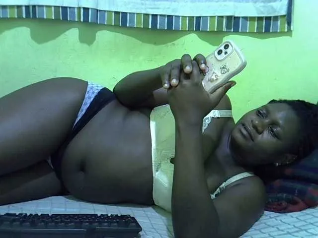 Live sex webcam photo for cute-liz #292985022
