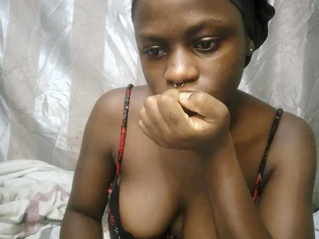 Live sex webcam photo for cute-mashall #292354047