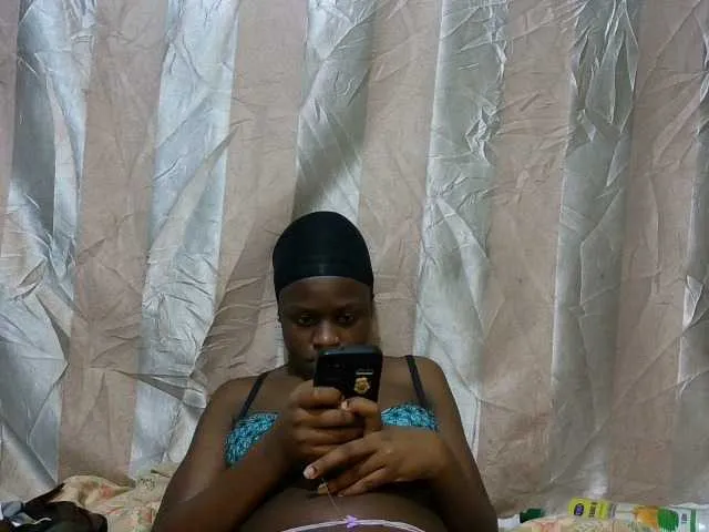 Live sex webcam photo for cute-mashall #292484399
