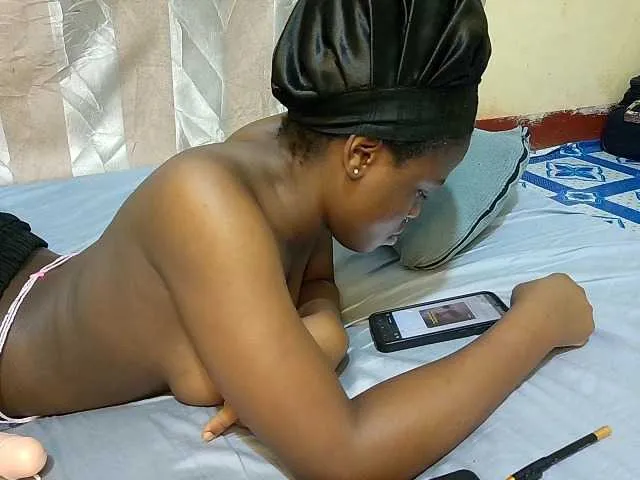 Live sex webcam photo for cute-mashall #292548966