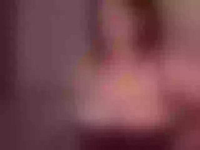 Live sex webcam photo for cuteandsexy1 #291865673