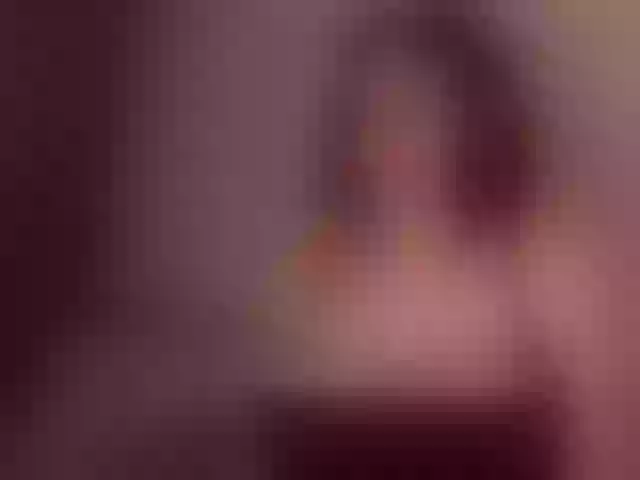 Live sex webcam photo for cuteandsexy1 #292191304