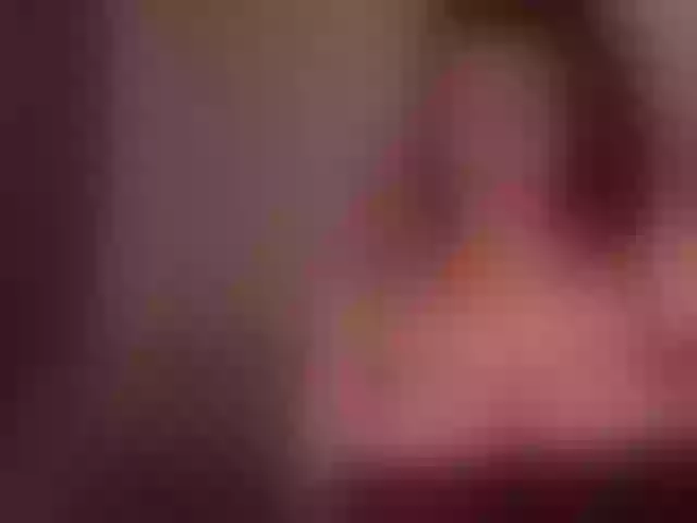 Live sex webcam photo for cuteandsexy1 #292291457