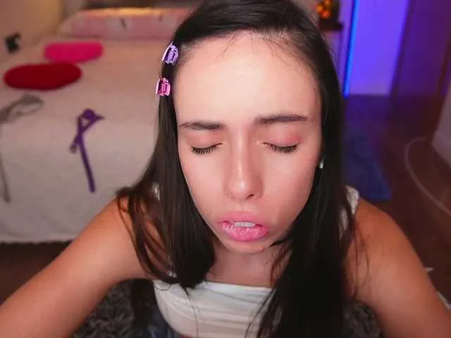 Live sex webcam photo for cutedayna #291502943