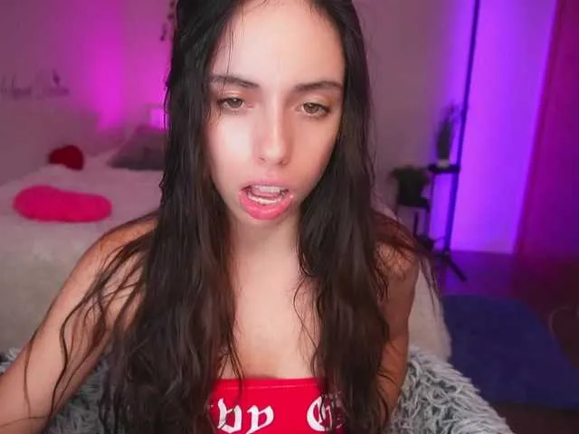Live sex webcam photo for cutedayna #291643763