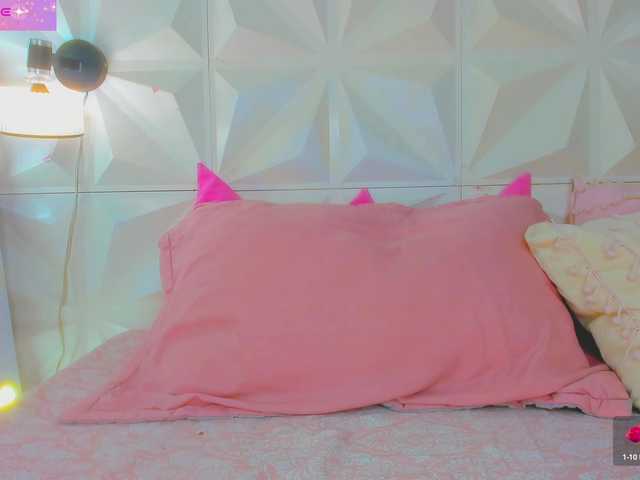 Live sex webcam photo for cutelatinaxxx #291751263