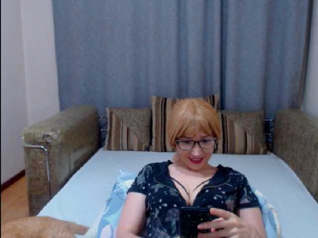 Live sex webcam photo for cutemey #271761819