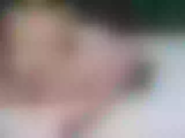 Live sex webcam photo for cutepetitee #290898313