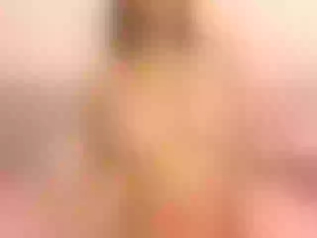 Live sex webcam photo for cutepetitee #290946049