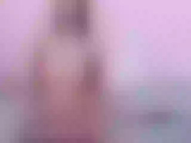 Live sex webcam photo for cutepetitee #291140438