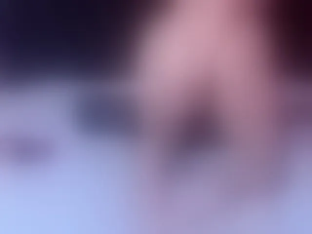 Live sex webcam photo for cutepetitee #292373249