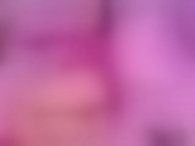 Live sex webcam photo for cutepetitee #292437951