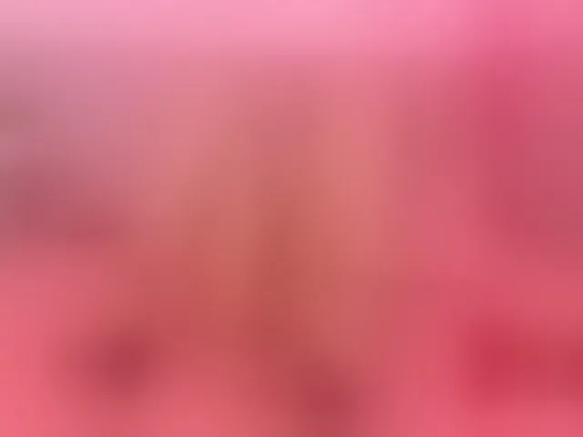 Live sex webcam photo for cutepetitee #292568720