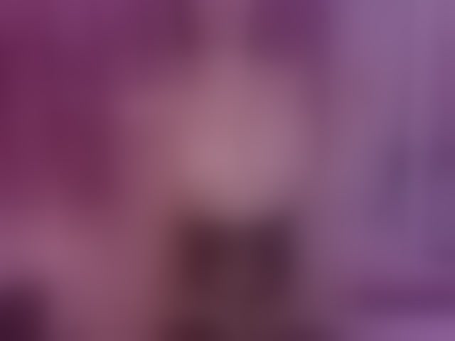 Live sex webcam photo for cutepetitee #293583638