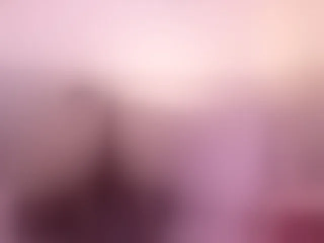 Live sex webcam photo for cutepetitee #293646078