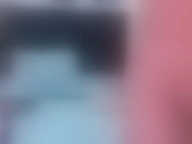 Live sex webcam photo for cutepetitee #293885489
