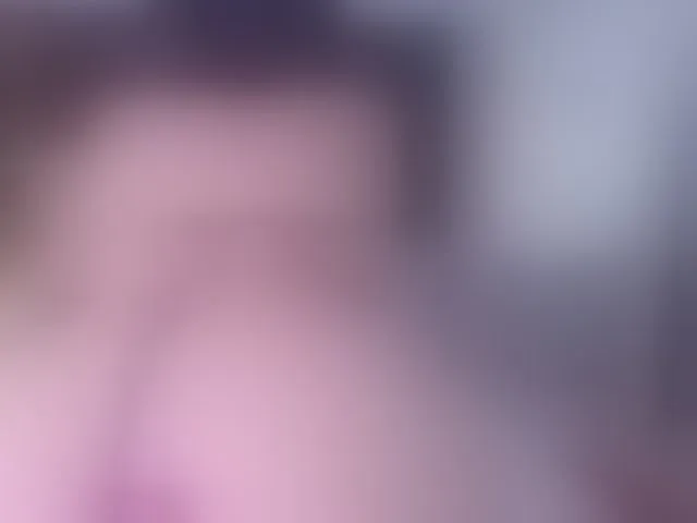 Live sex webcam photo for cutepetitee #293896733