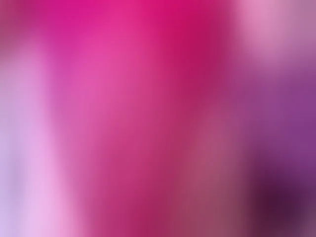 Live sex webcam photo for cutepetitee #293971299