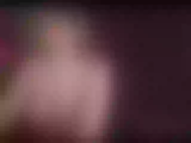 Live sex webcam photo for cutesoneckaaa #290375253